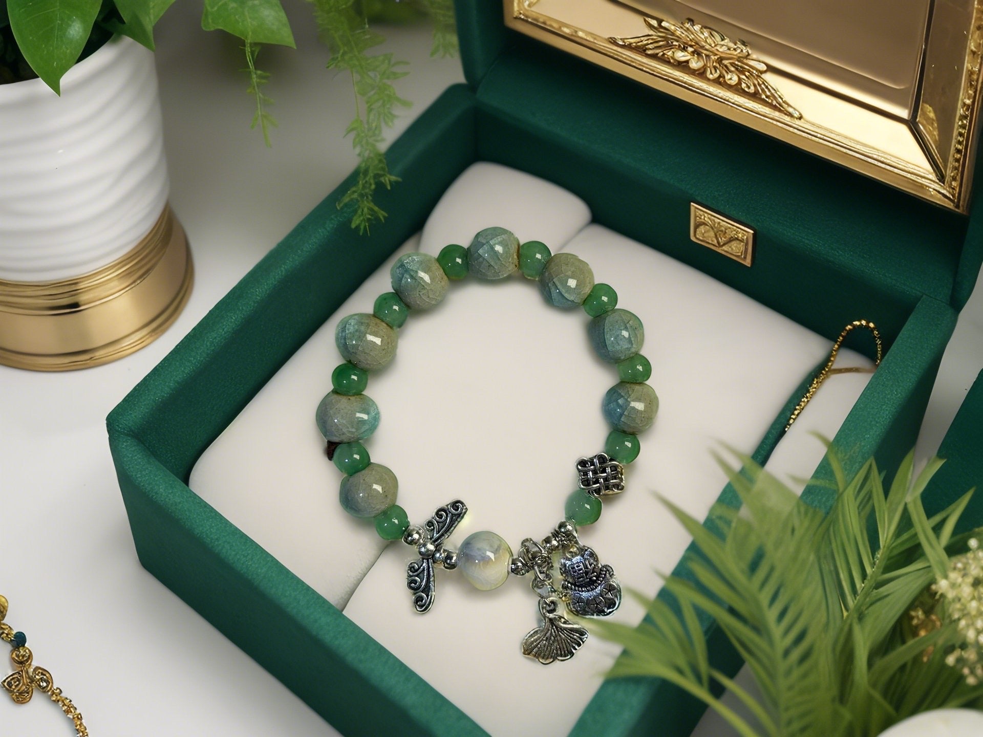 Ceramic bracelet handicrafts, emerald green, natural ice crack pattern