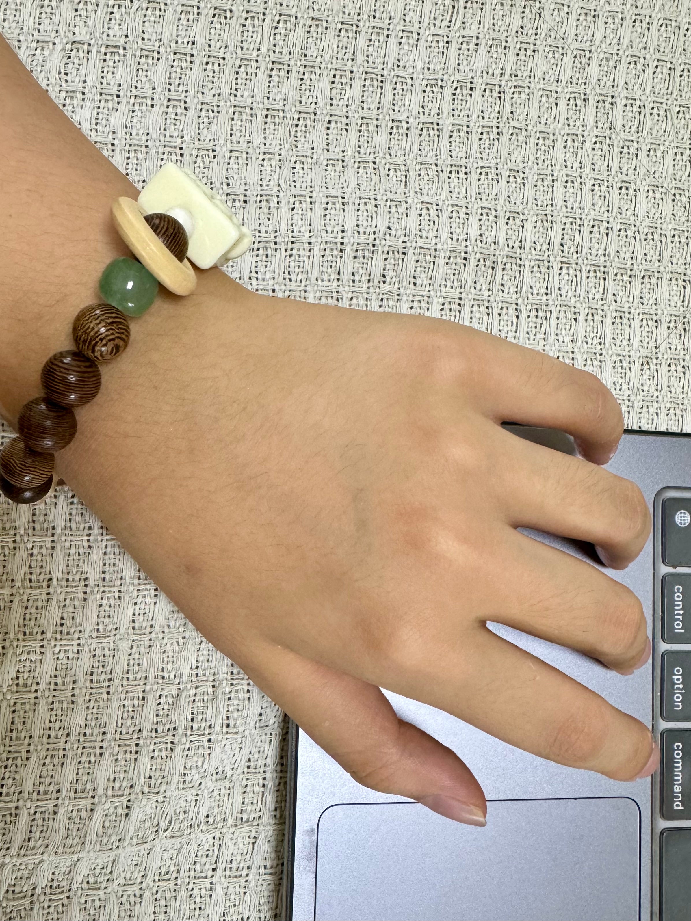 Vintage Wood Bead Bracelet, with SpongeBob Squarepants